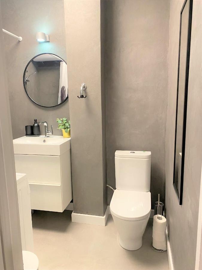 Apartamento Danube View Artapartment With Balcony *